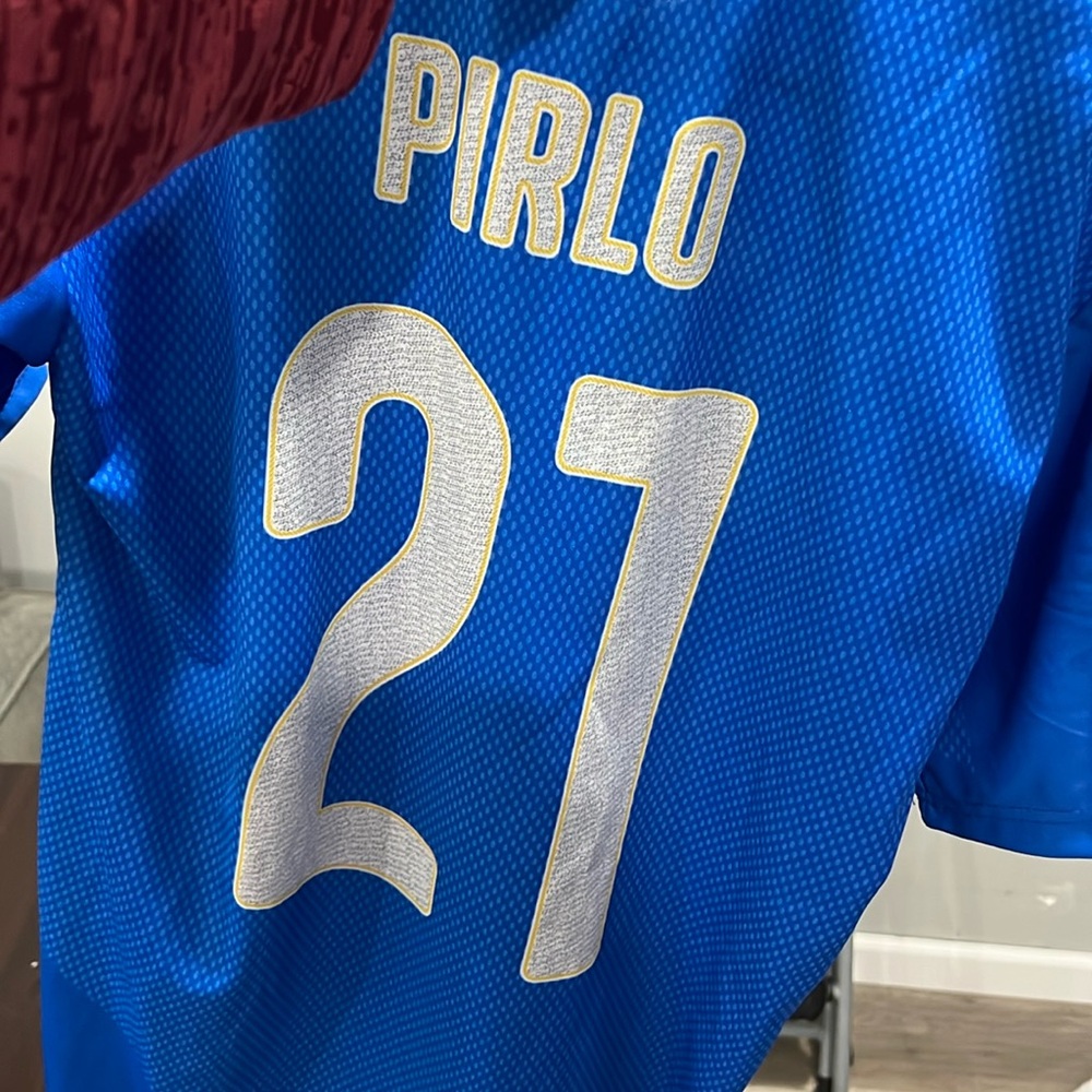 Size small pirlo jersey